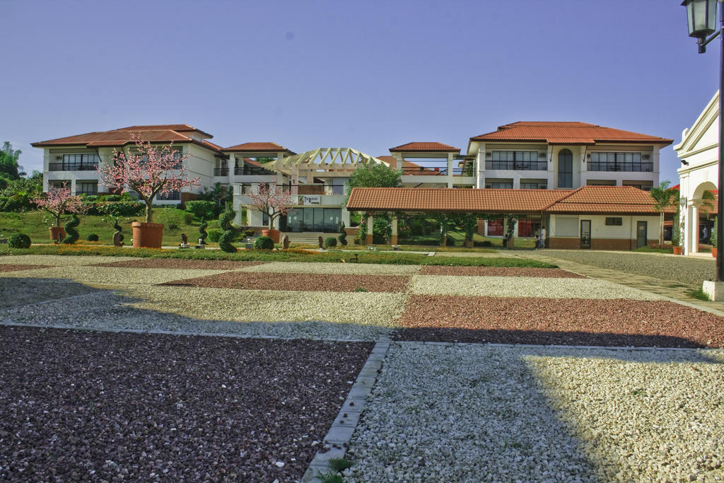 Ilocos Norte Hotel & Convention Center Laoag Eksteriør bilde
