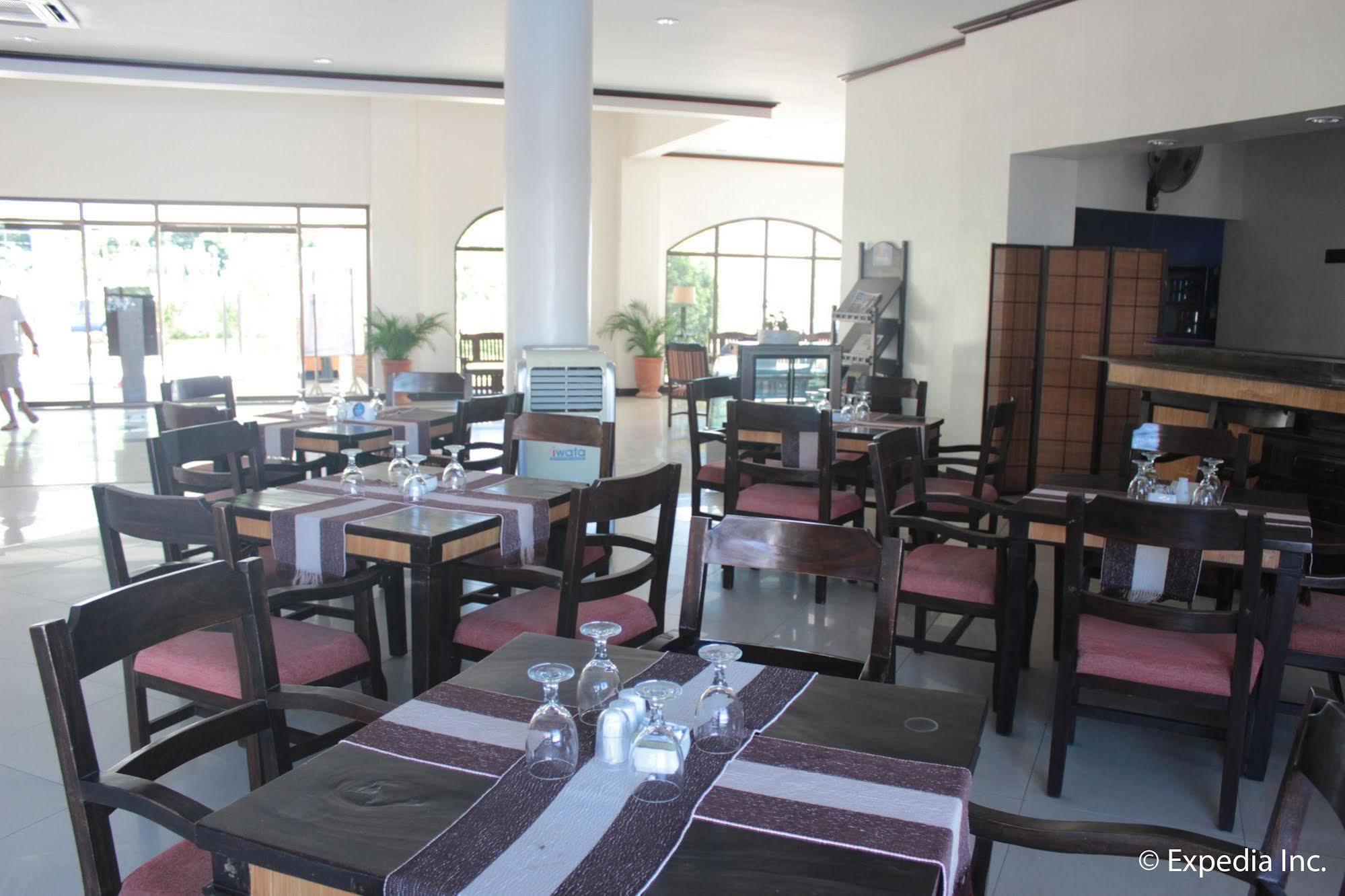 Ilocos Norte Hotel & Convention Center Laoag Eksteriør bilde
